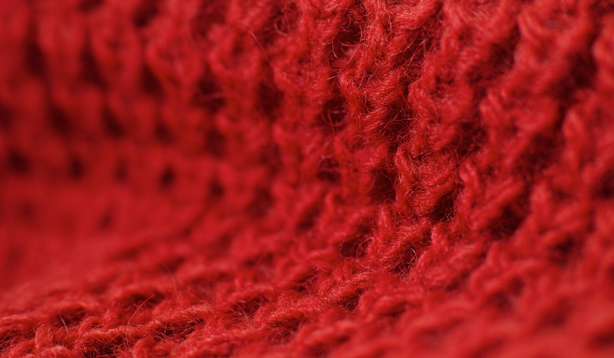 How to Choose the Right Yarn for Beginners